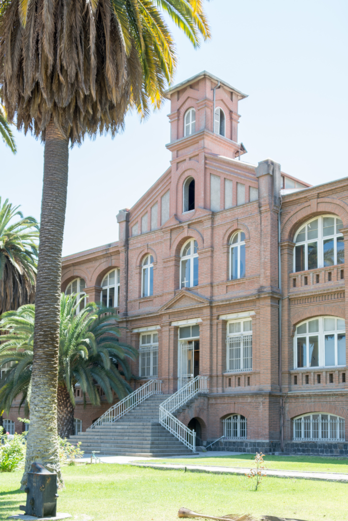 Asilo_de_las_Hermanitas_de_los_Pobres,_Santiago_20191221_02