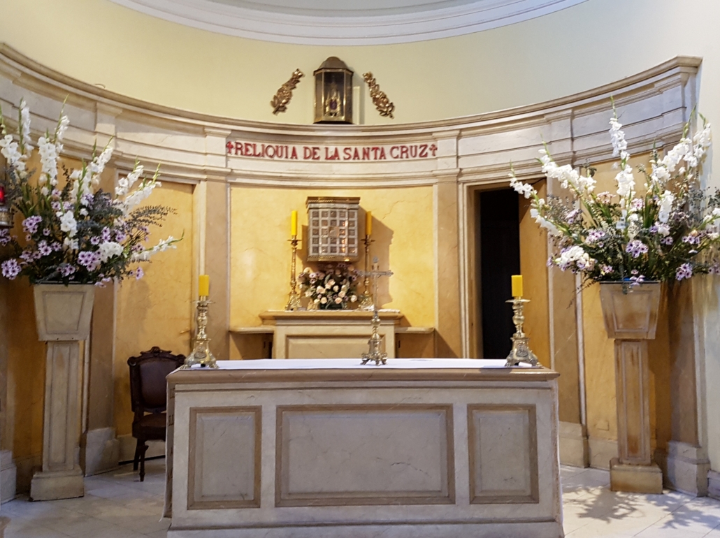 Iglesia_de_la_Veracruz_-interior_20171127_fRF05_altar